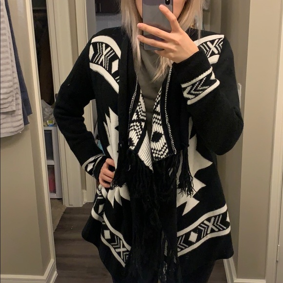 Cals Sweaters - Tribal Print Cardigan